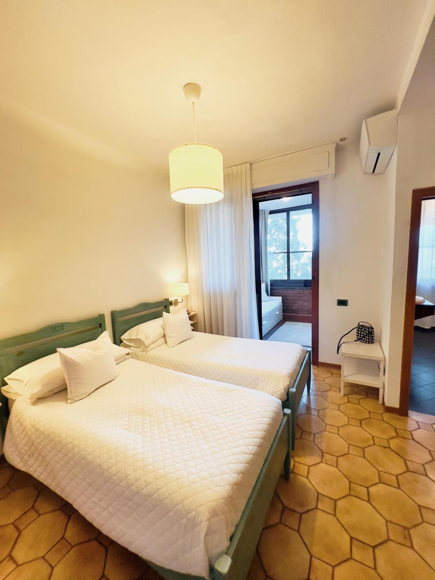 Villa Lavinia B&B Montescudaio Pokoj fotografie